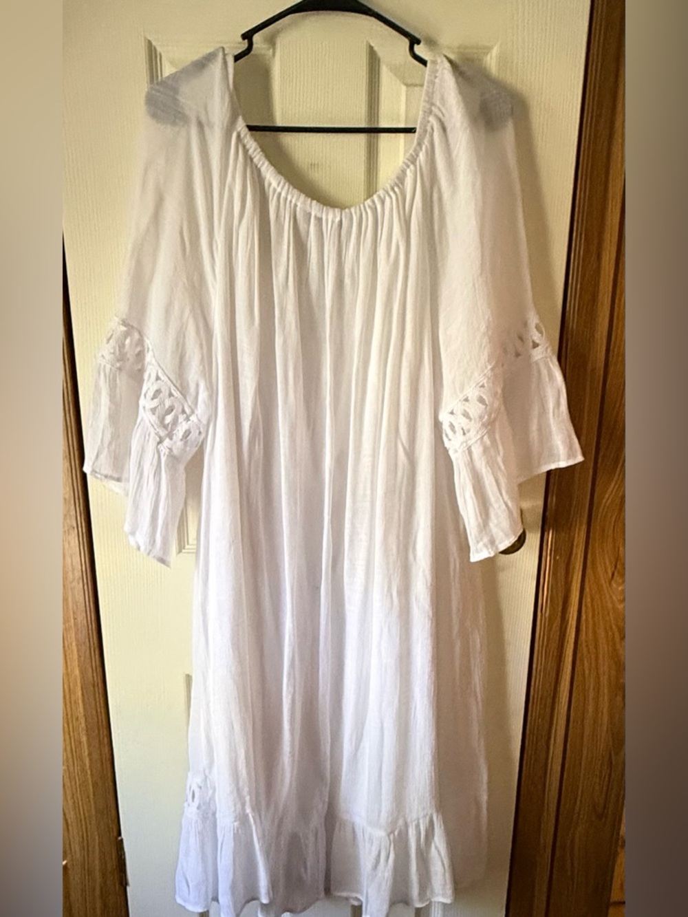Mlle Gabrielle White Eyelet-Sleeve Midi-Dress Peasant Tunic